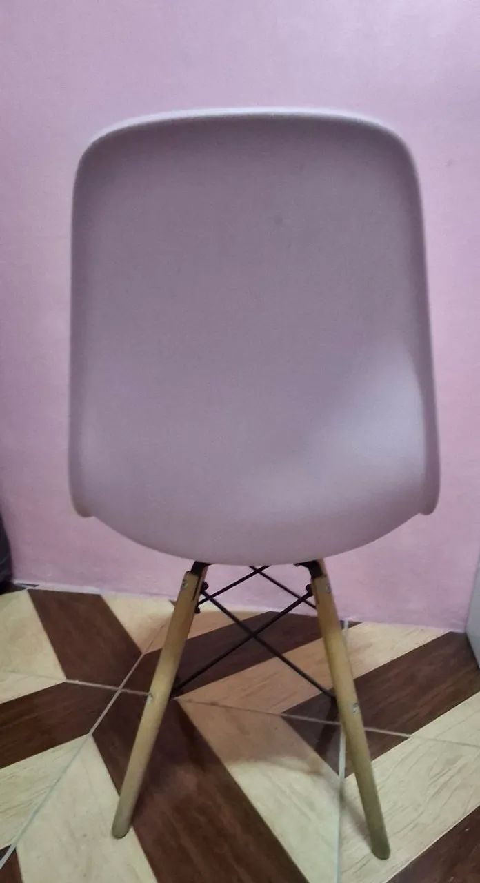 Cadeira Rosa + Expositores de Esmaltes  - Foto 2
