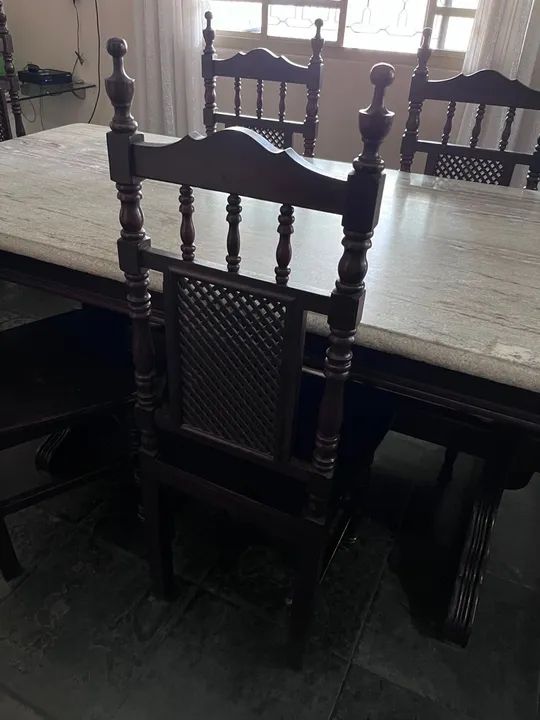 Mesa de Jantar em Madeira Maciça com Tampo de Mármore - Foto 5