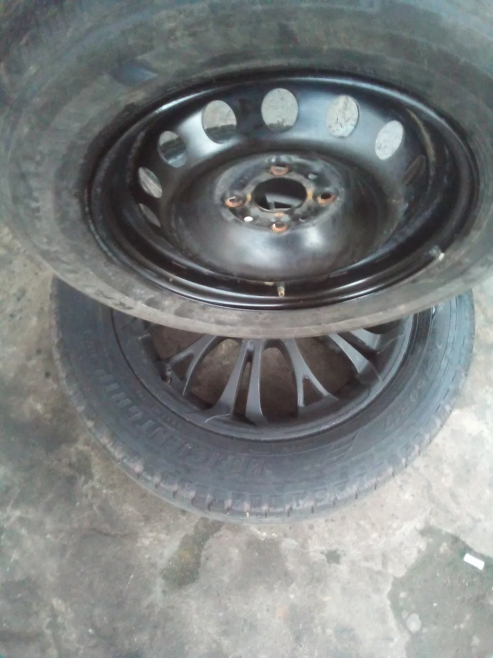Roda montada fiat aro 14.
