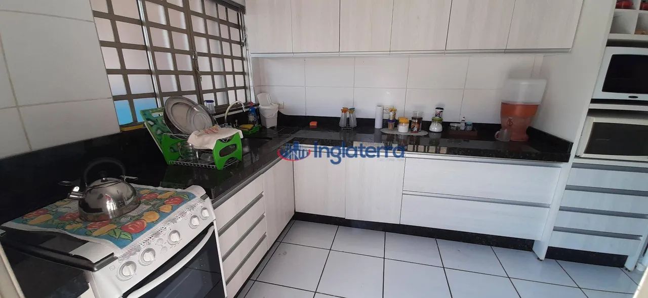 Casa com piscina à venda, 67 m² por R$ 460.000 - Jardim Imagawa - Londrina/PR - Foto 2