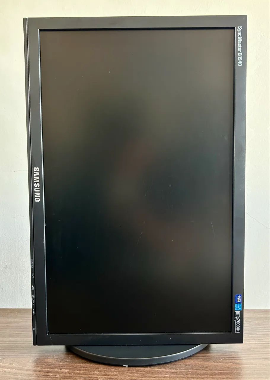 Monitor 19 polegadas sansung/ gira na vertical  - Foto 2