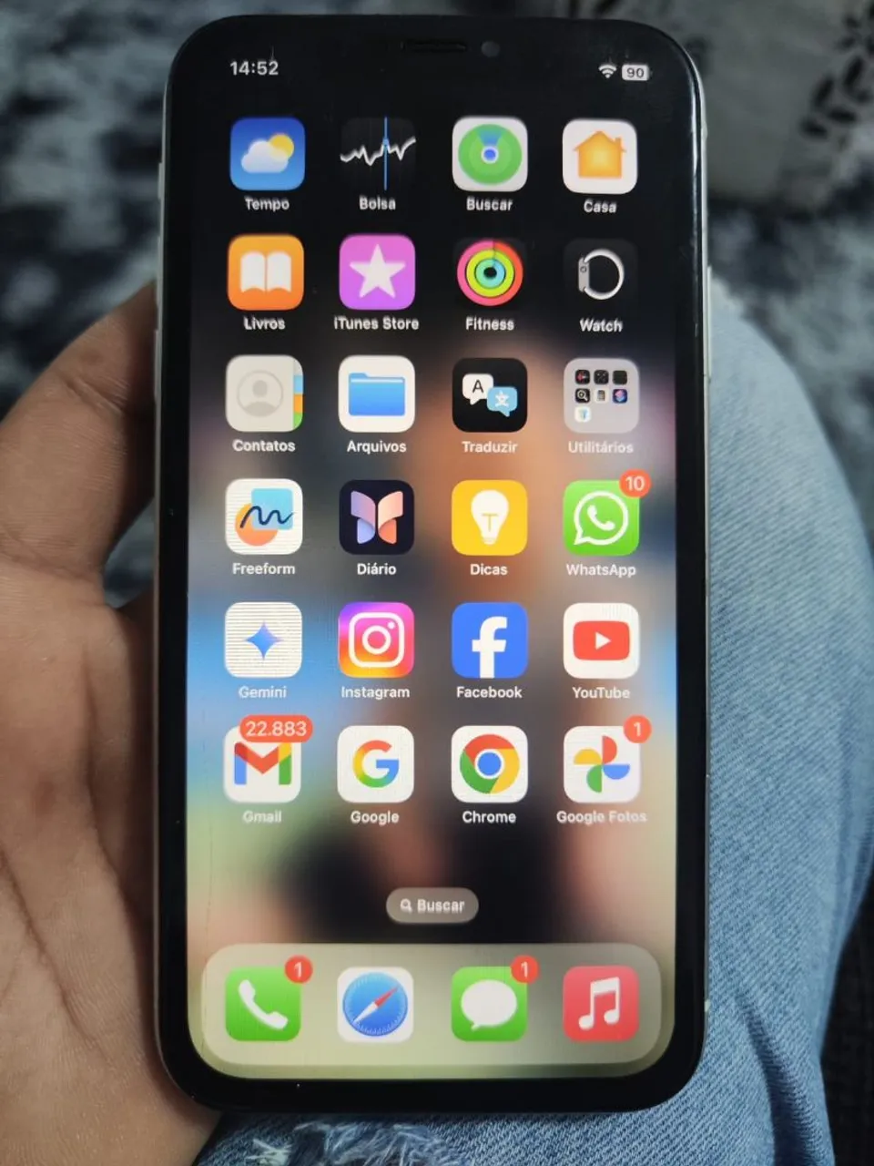 iPhone XR
