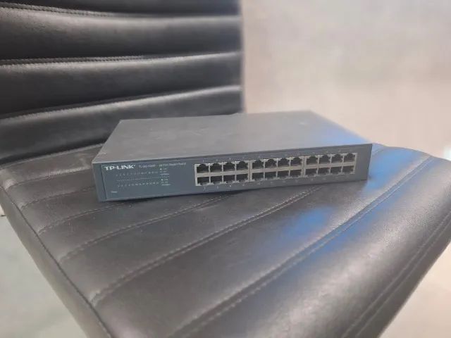 Switch / Roteador / Modem - Tp-link Gigabit 24 Portas Tl-sg1024d