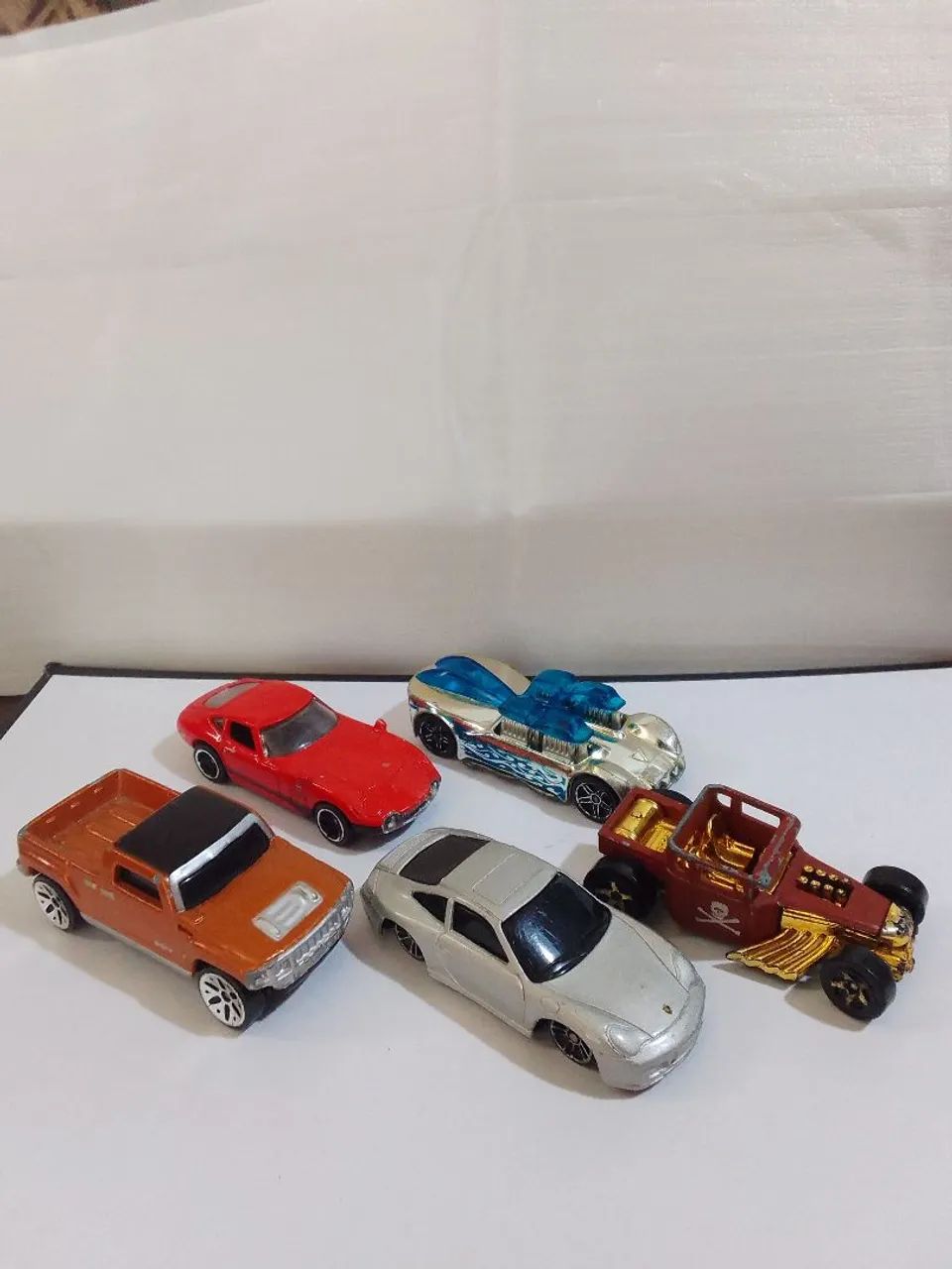 Coleção com 05  Miniaturas de Carros - Diversos Modelos