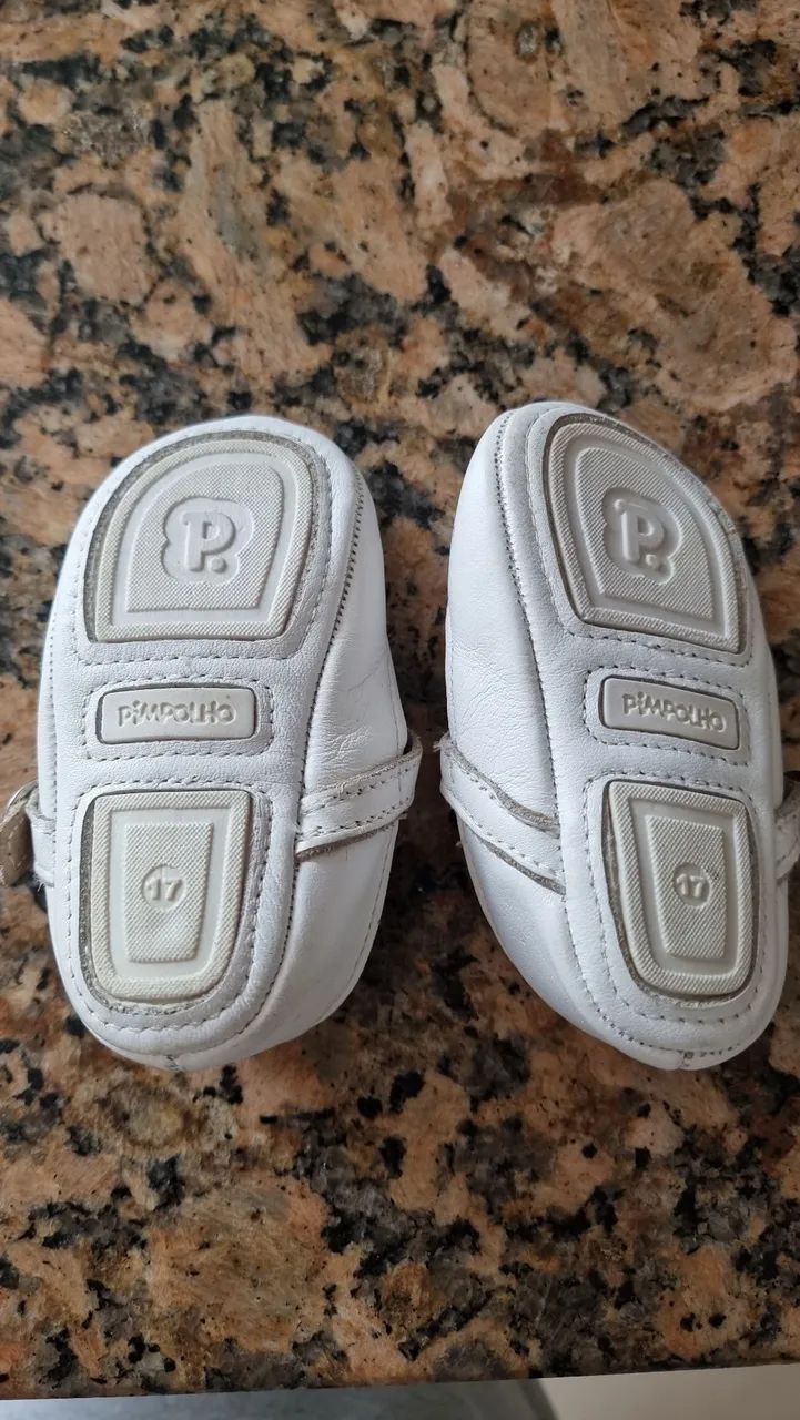 Sapatinhos de Bebê Branco com Detalhes - Foto 2