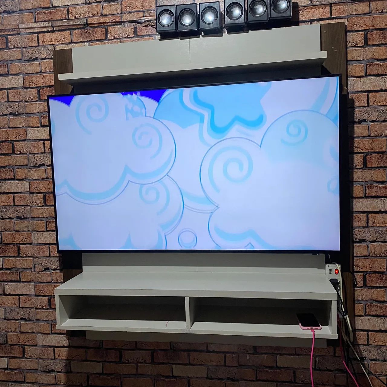 Painel de tv64706782799362120