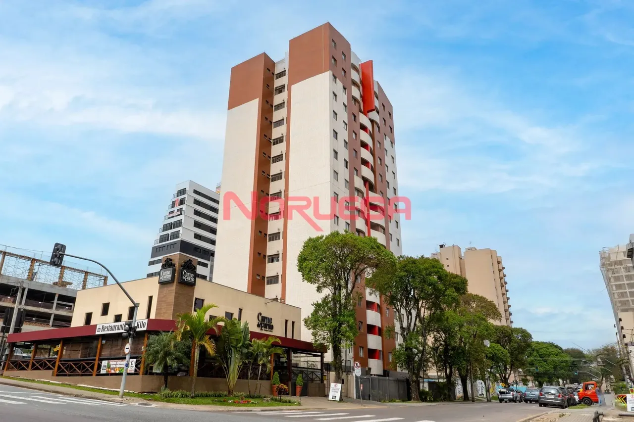 APARTAMENTO RESIDENCIAL em Curitiba - PR, Bacacheri