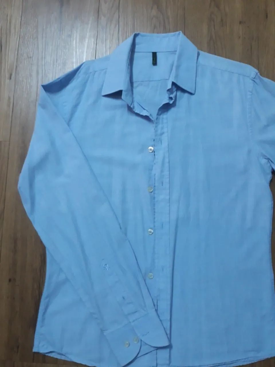 Camisa Beneton   nº  4    Cor: Azul