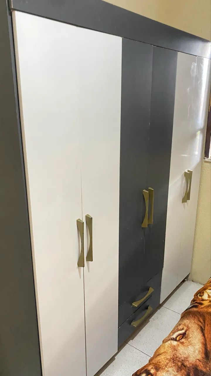Used 6-door wardrobe