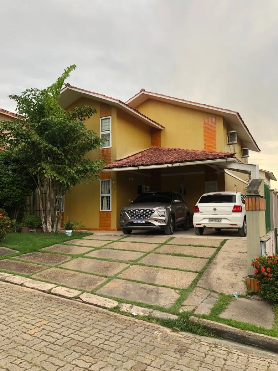 House ville prox ao Carrefour ponta negra 