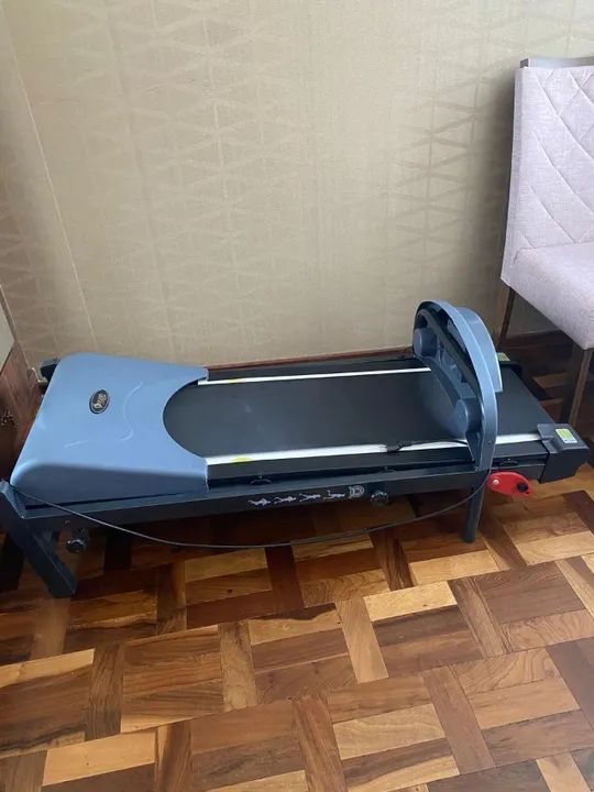  Esteira Dream Fitness Dobrável - Semi-nova, Acompanha Óleo Lubrificante! - Foto 2