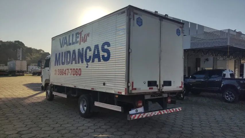 volkswagen/vw 8.160, ano 2014/2014, com bau, branco - Foto 6