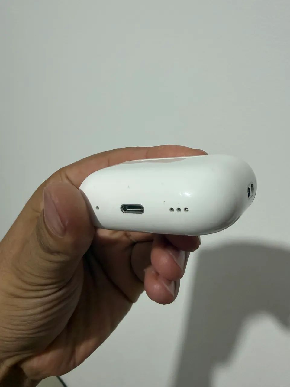 Vendo Air pods pro 2ª GERAÇÃO com caixa e cabo - Foto 3