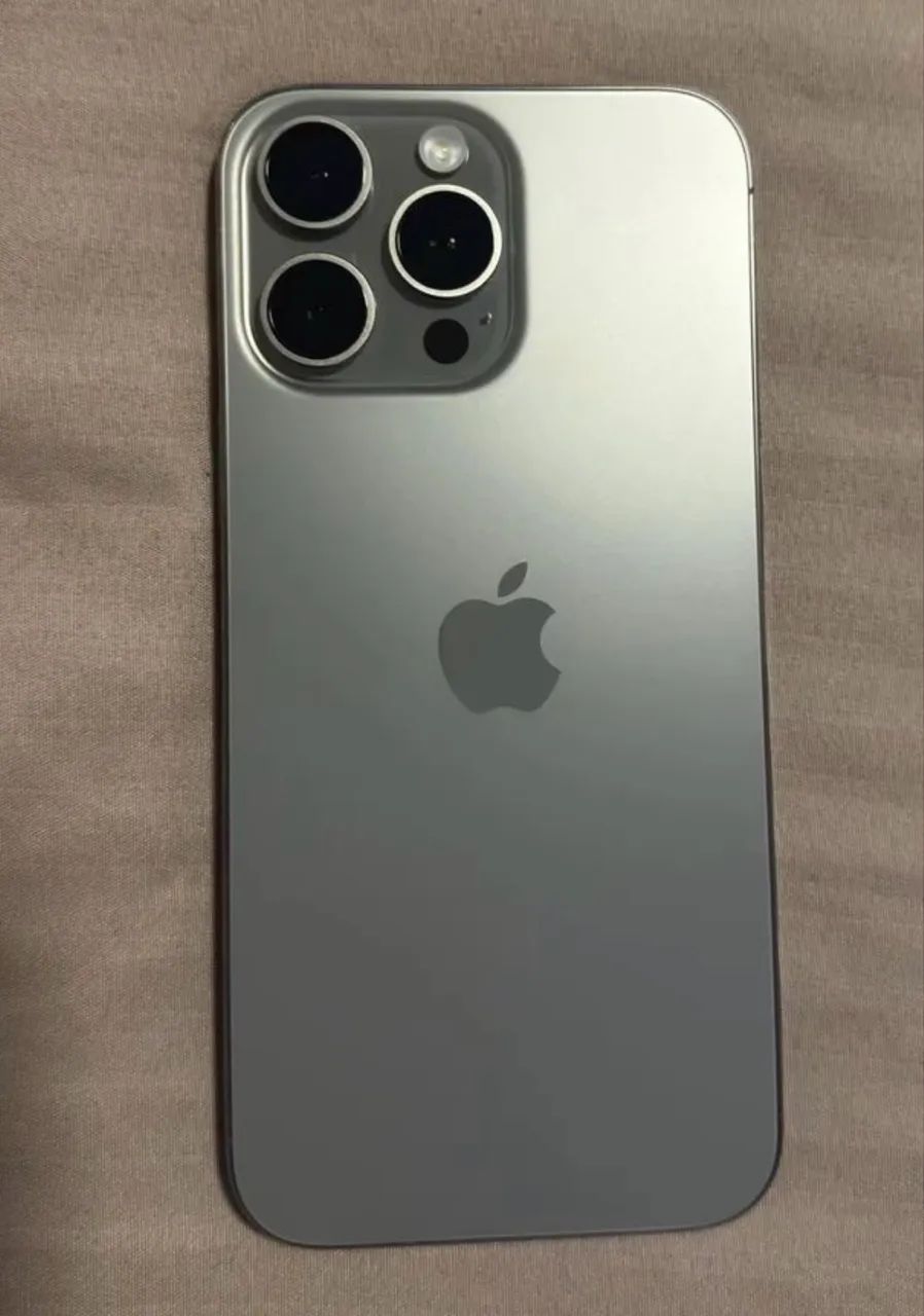iPhone 16 pro Max 256 na caixa bateria 90% - Celulares e