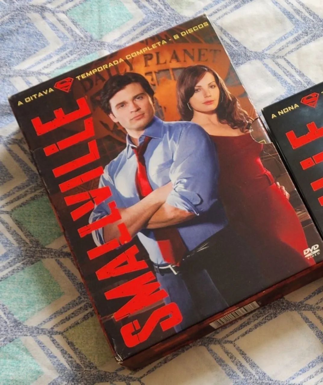 Box Smallville Temporadas 8, 9 e 10 DVDs - Foto 3