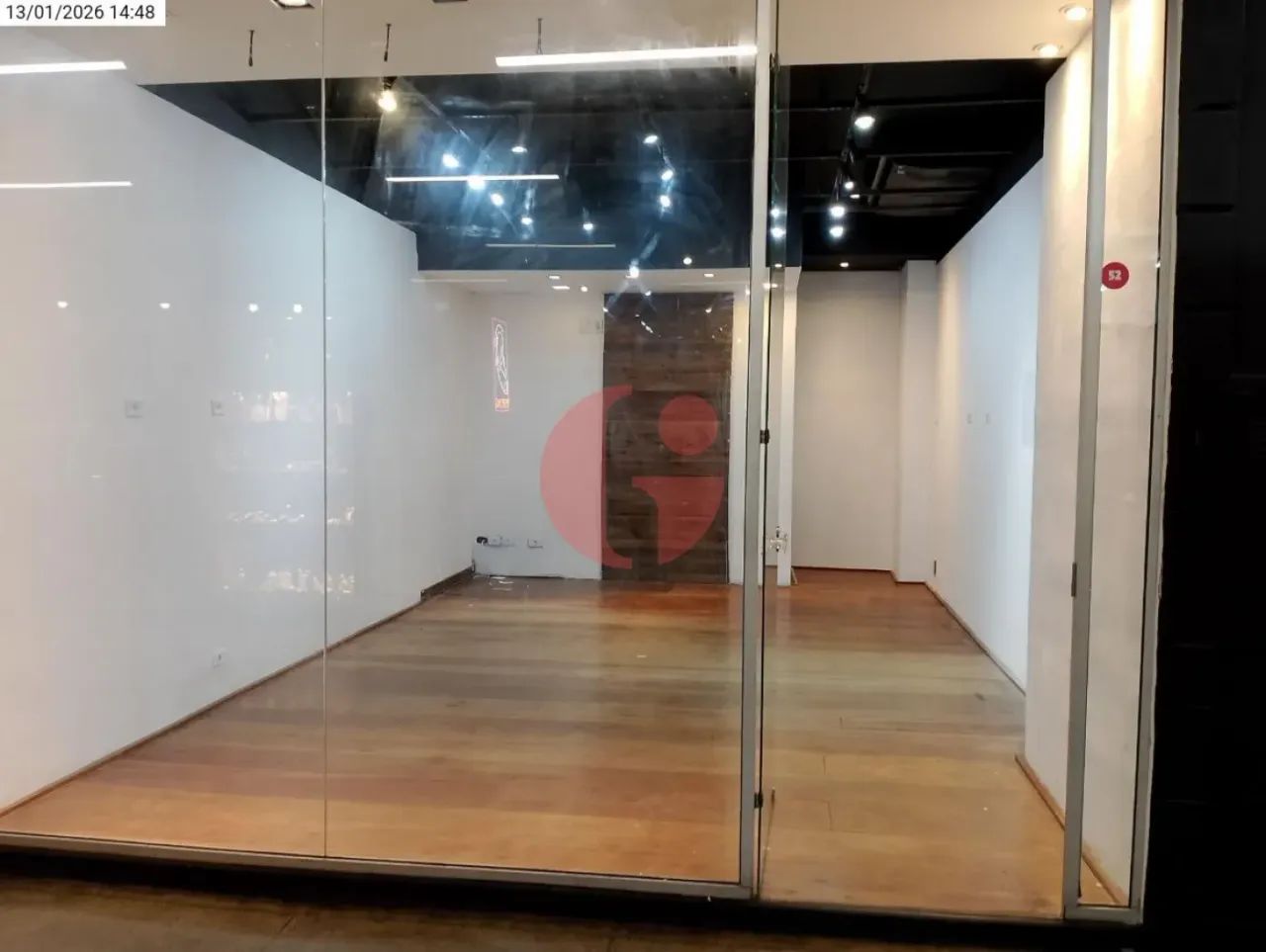 Loja para locação no Shopping Centro com 30m² e 1 vaga de garagem - Centro - Foto 2