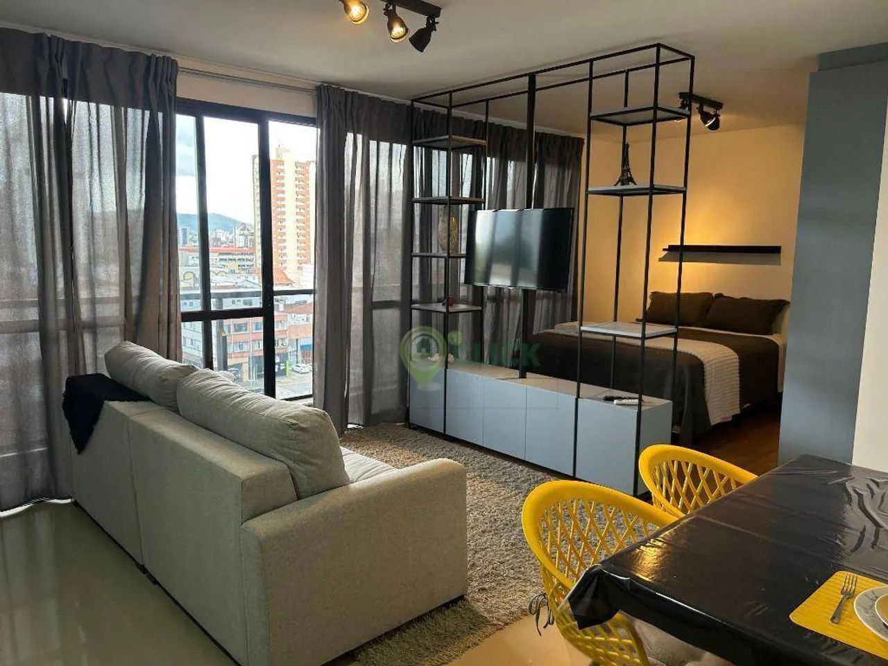 Apartamento Studio mobiliado e decorado no centro de Joinville SC - Foto 2