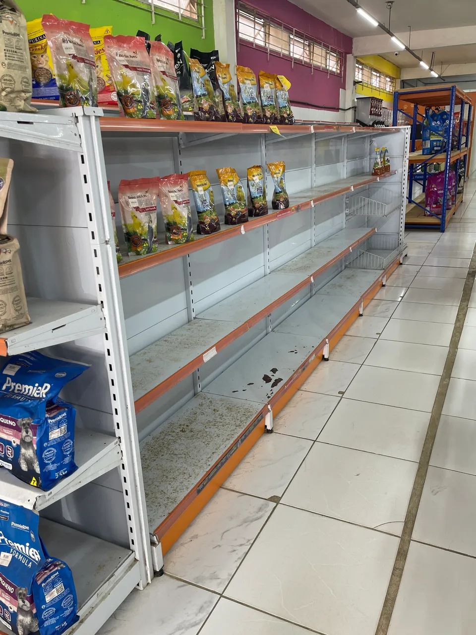 Móveis para comércio em geral  - Foto 4