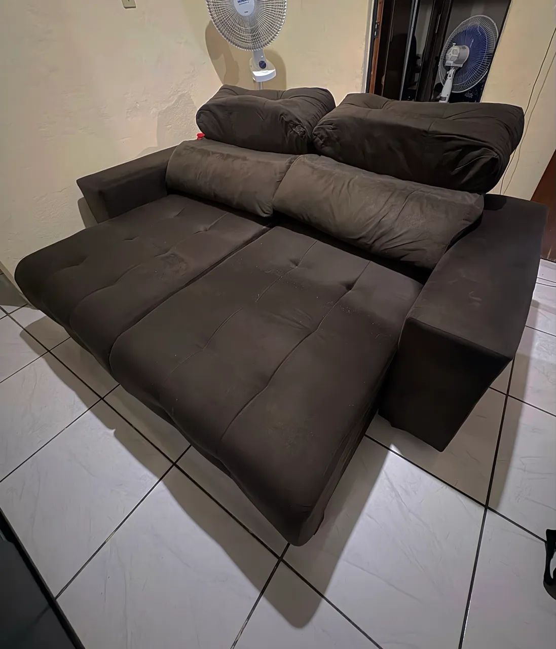 Sofá retrátil reclinável 65568128319746120