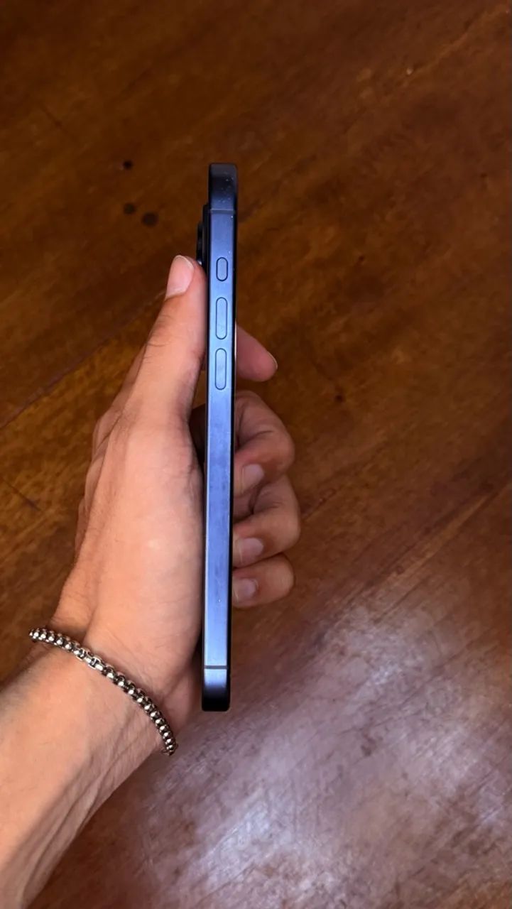 Iphone 15 PRO MAX - 256gb - Foto 4