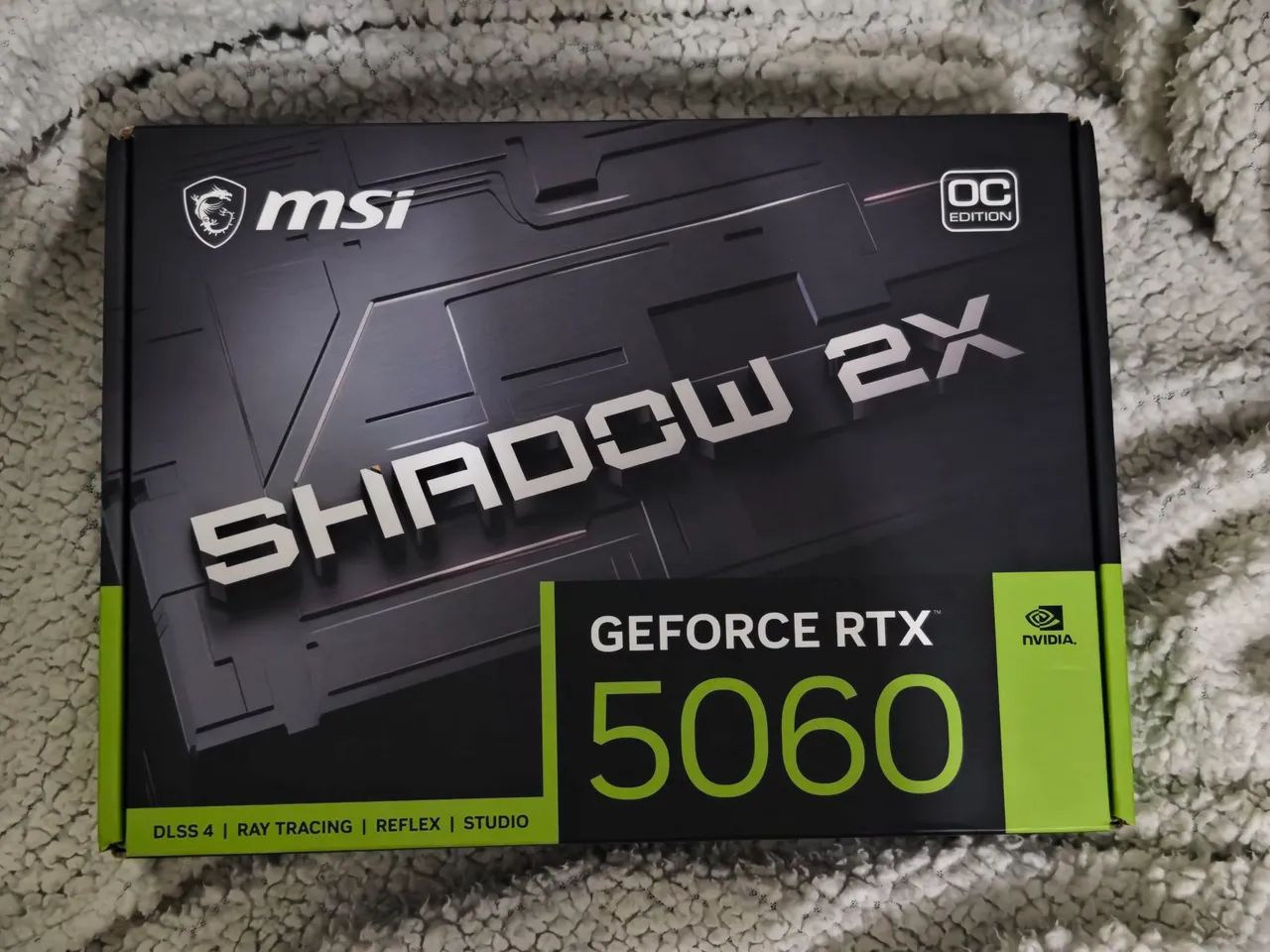 Placa de vídeo RTX 5060 8GB Shadow 2x MSI