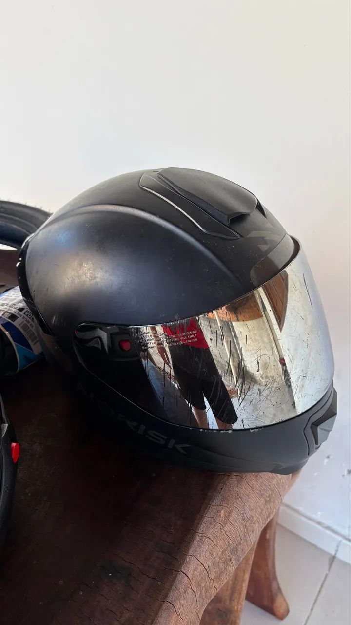 Capacete Norisk Preto Fosco + Viseira Fumê, Viseira Transparente e Caixa Original - Foto 2