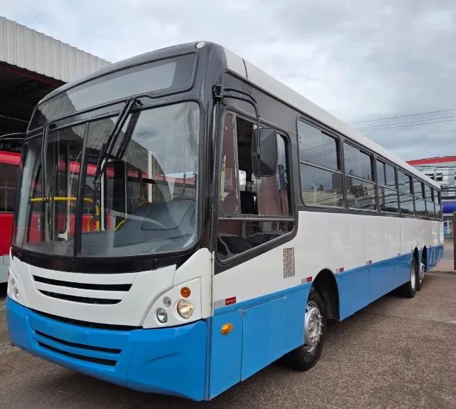 MBenz 1722, com truck, 2010, Mascarello, 56 Lug. 2 P, c/elev. TR * c/ Airton