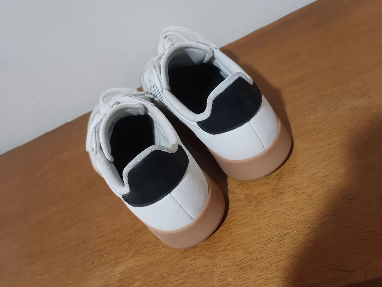 Tênis Adidas 43 - Foto 4