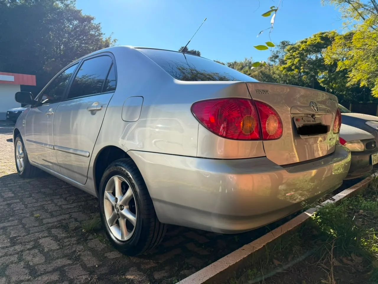 Toyota Corolla XLI 1.6 16V 110cv Aut. 2003