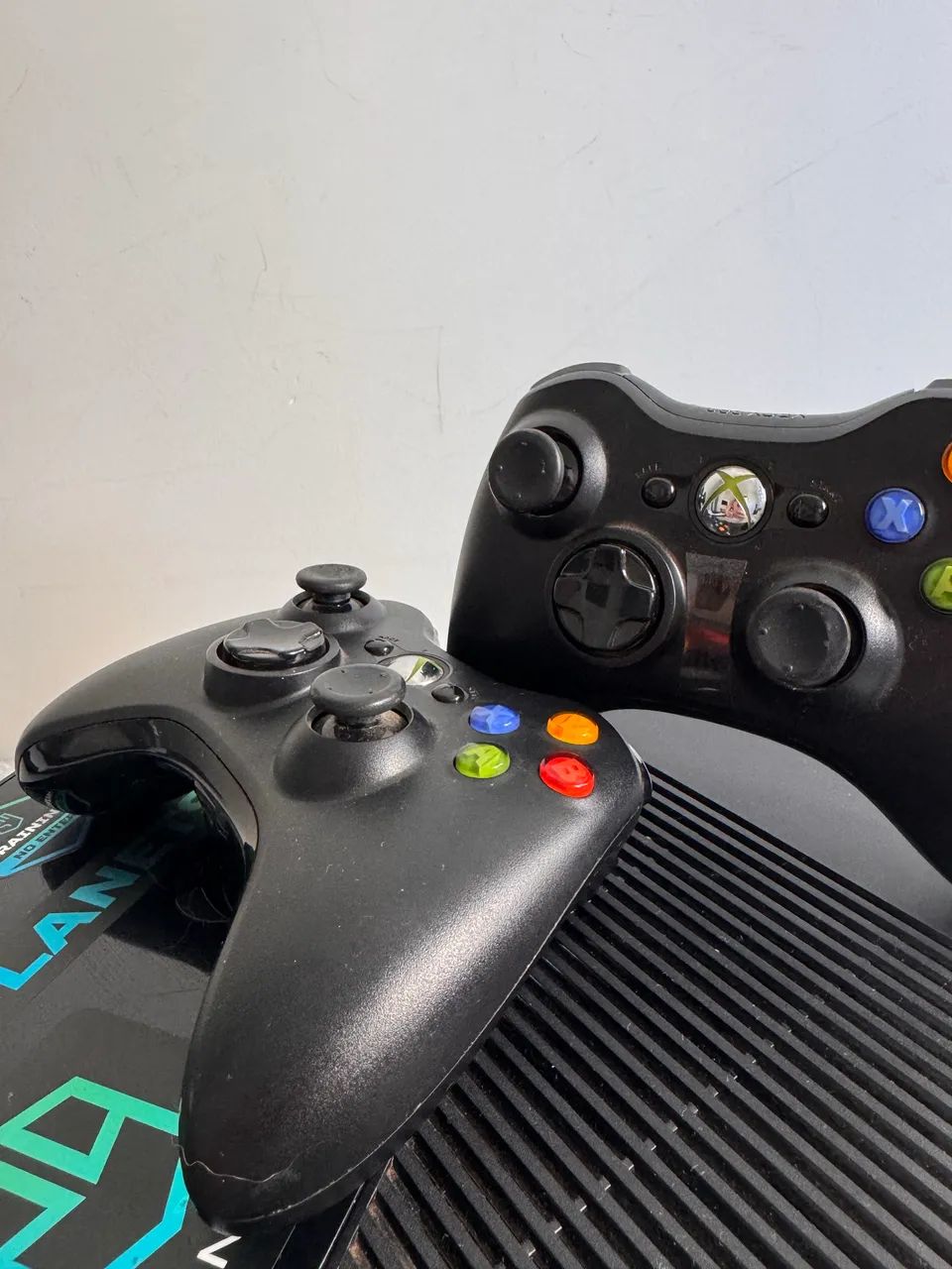 2 X Box 360 com 3 controles e jogos  - Foto 4