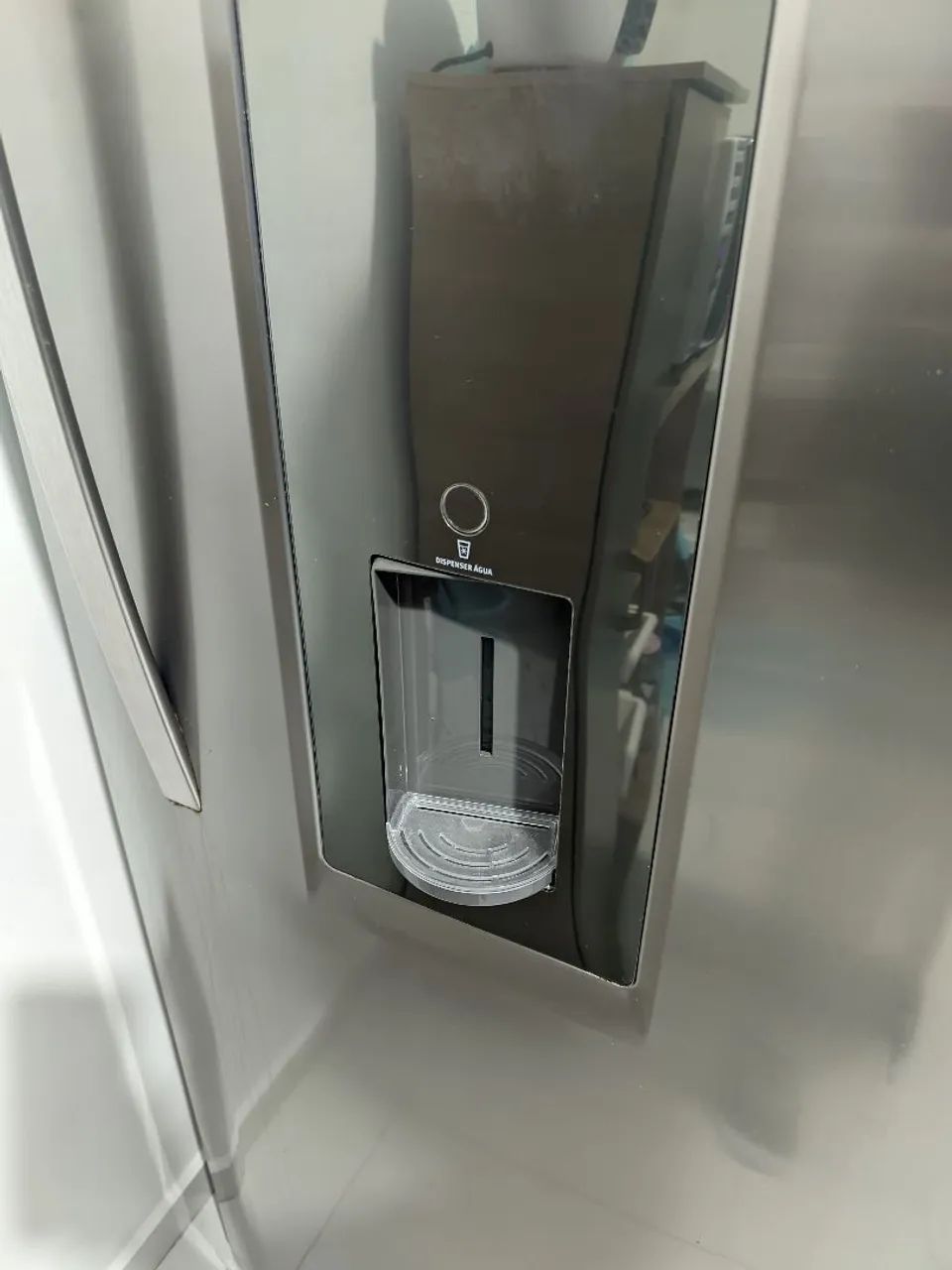 Geladeira Electrolux 428l usada com avaria  - Foto 5
