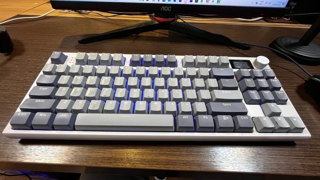 Teclado Mecânico Attack Shark K86 Tri-Mode RGB