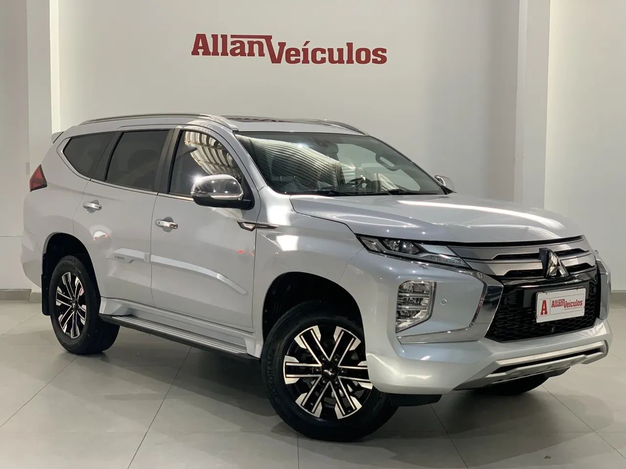 Mitsubishi Pajero 2023