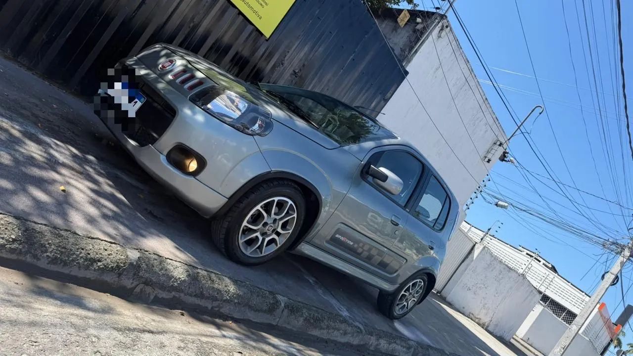 Fiat Uno Sporting 1.4 EVO Fire Flex 8V 4P 2011 - Foto 4