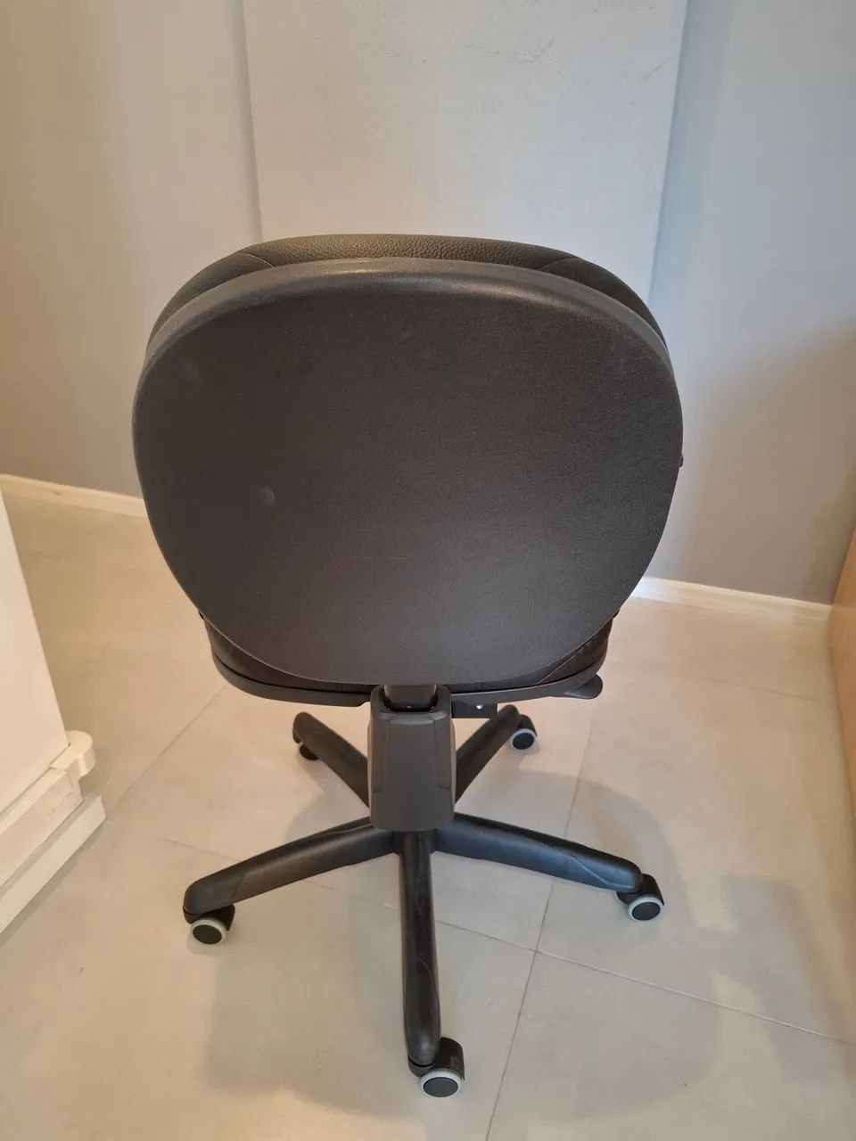 Cadeira de escritório. Executiva - Foto 5