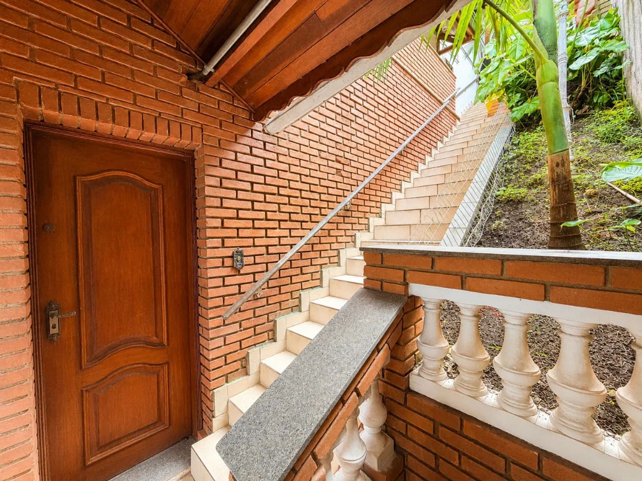 Casa de vila para venda em Suíssa com 3 quartos, 220m² - Foto 2