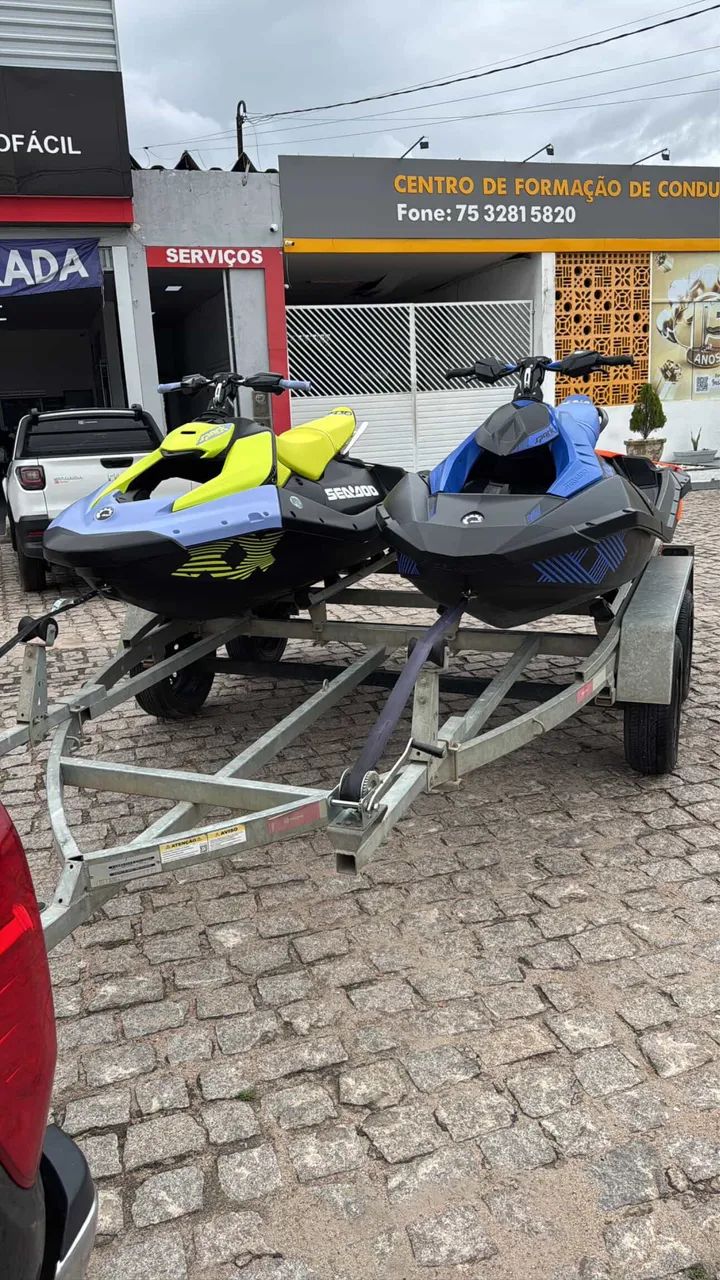 Seadoo jetski Spark trixx 3 lugares
