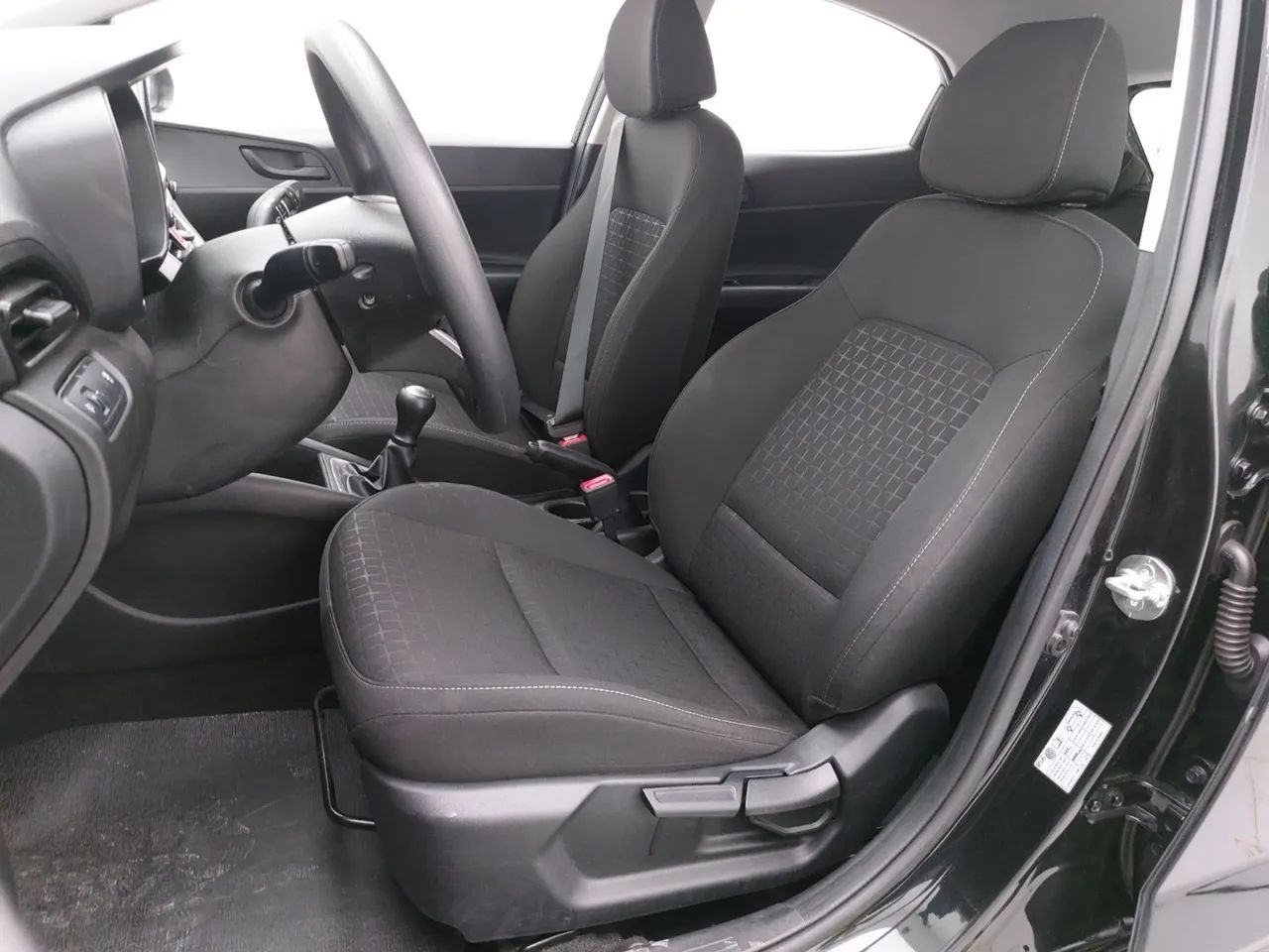 Hyundai HB20 Comfort Plus 1.0 Flex 12V Mec., foto 16 de 18