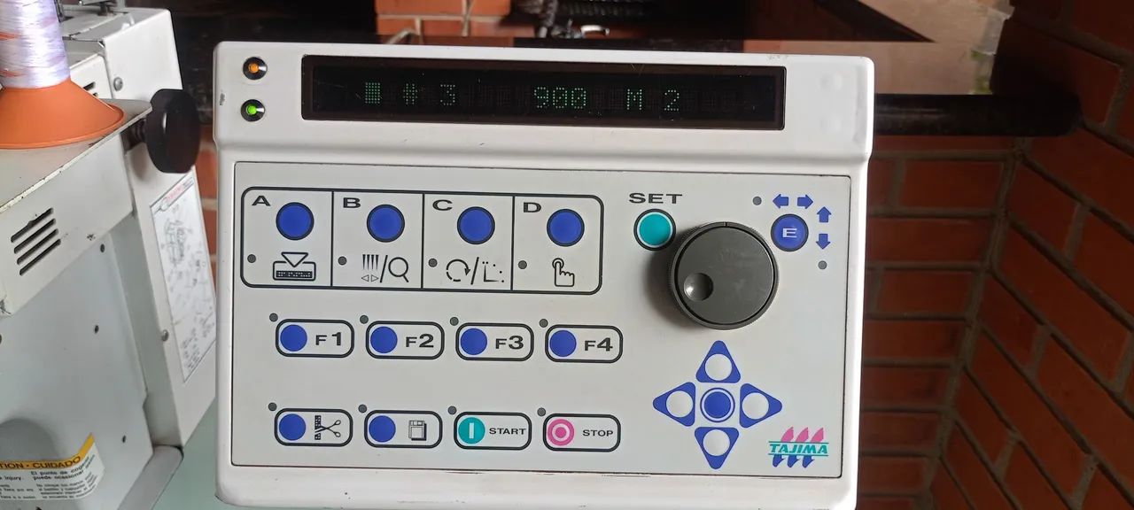 Máquina de bordado tajima  - Foto 5