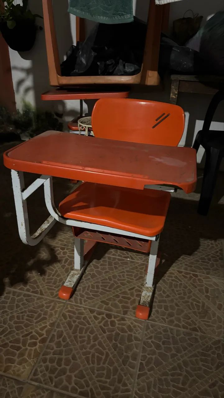 4 CADEIRAS ESCOLARES DESK - Foto 4