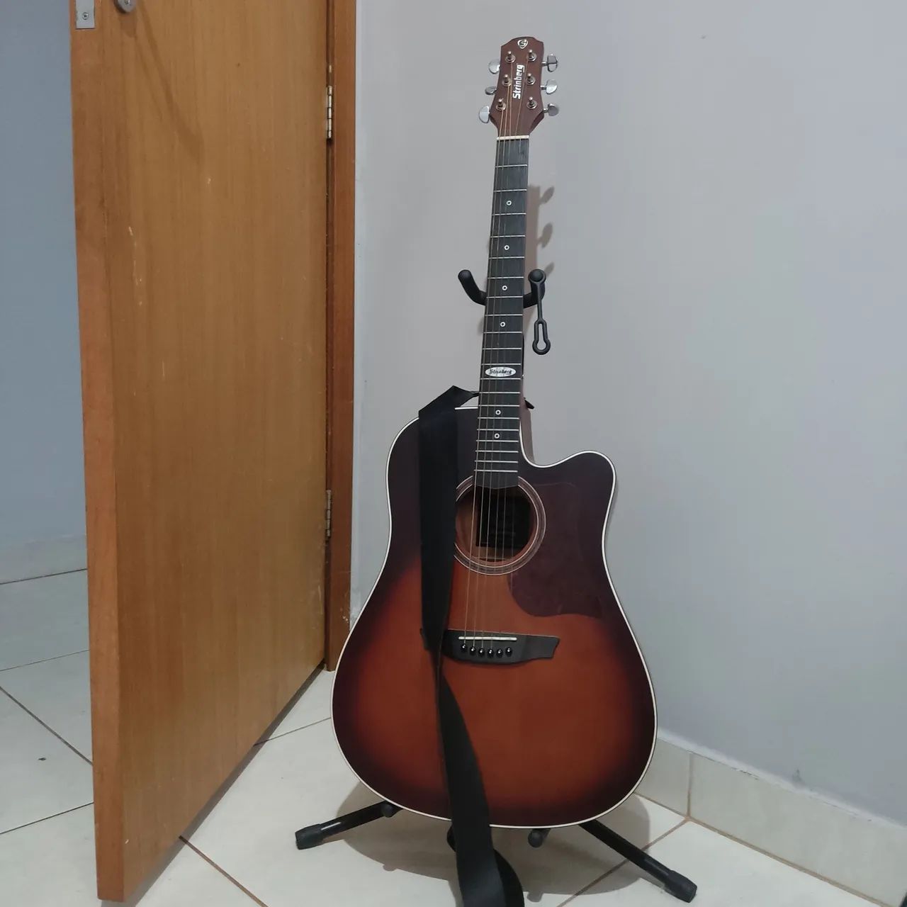 Violão Steinberg 