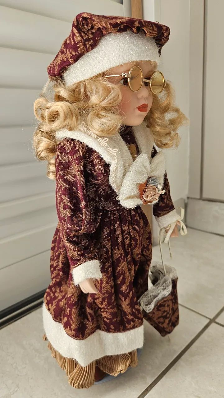 Boneca de Porcelana com 45 cm - Foto 4