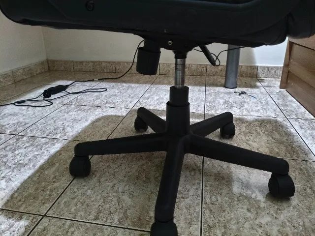 Cadeira de escritório  - Foto 5