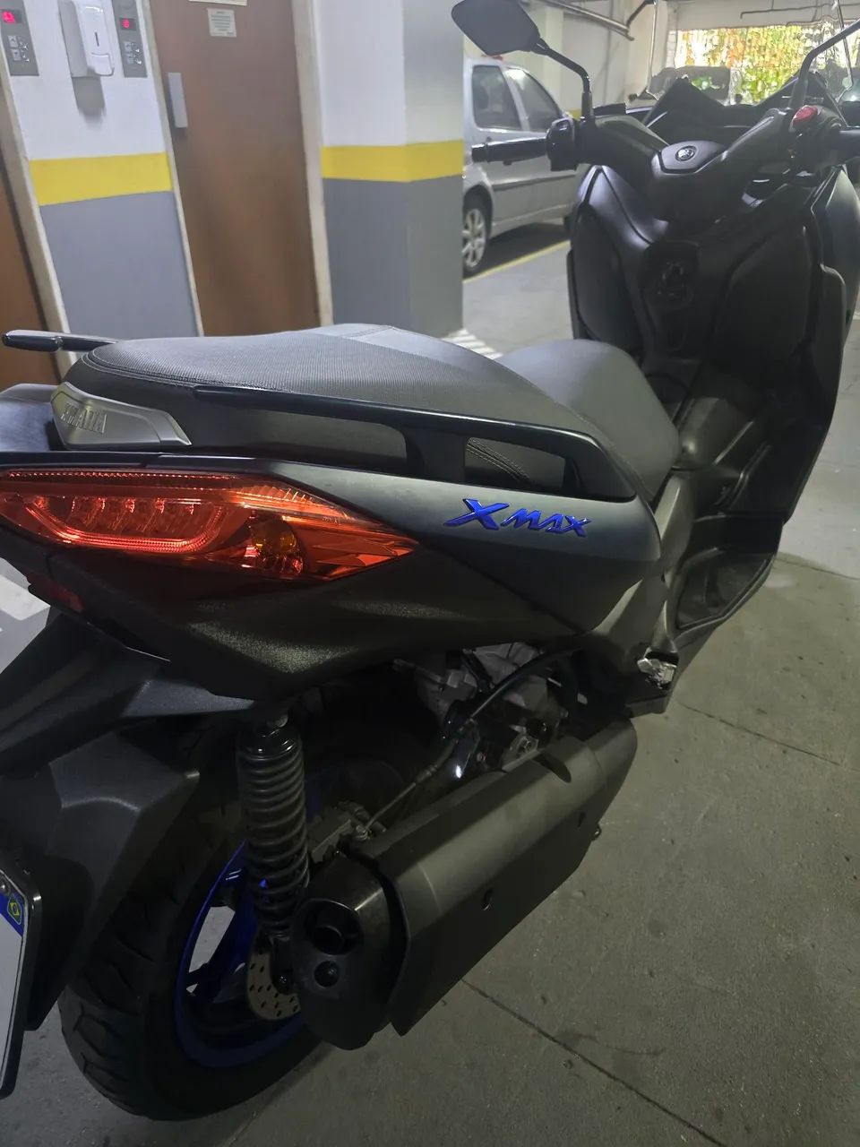 Yamaha XMAX 2023 - Foto 3
