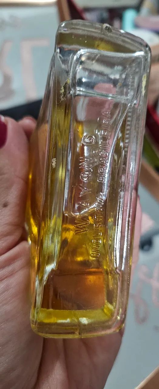Perfume vintage com 56 anos - Foto 3