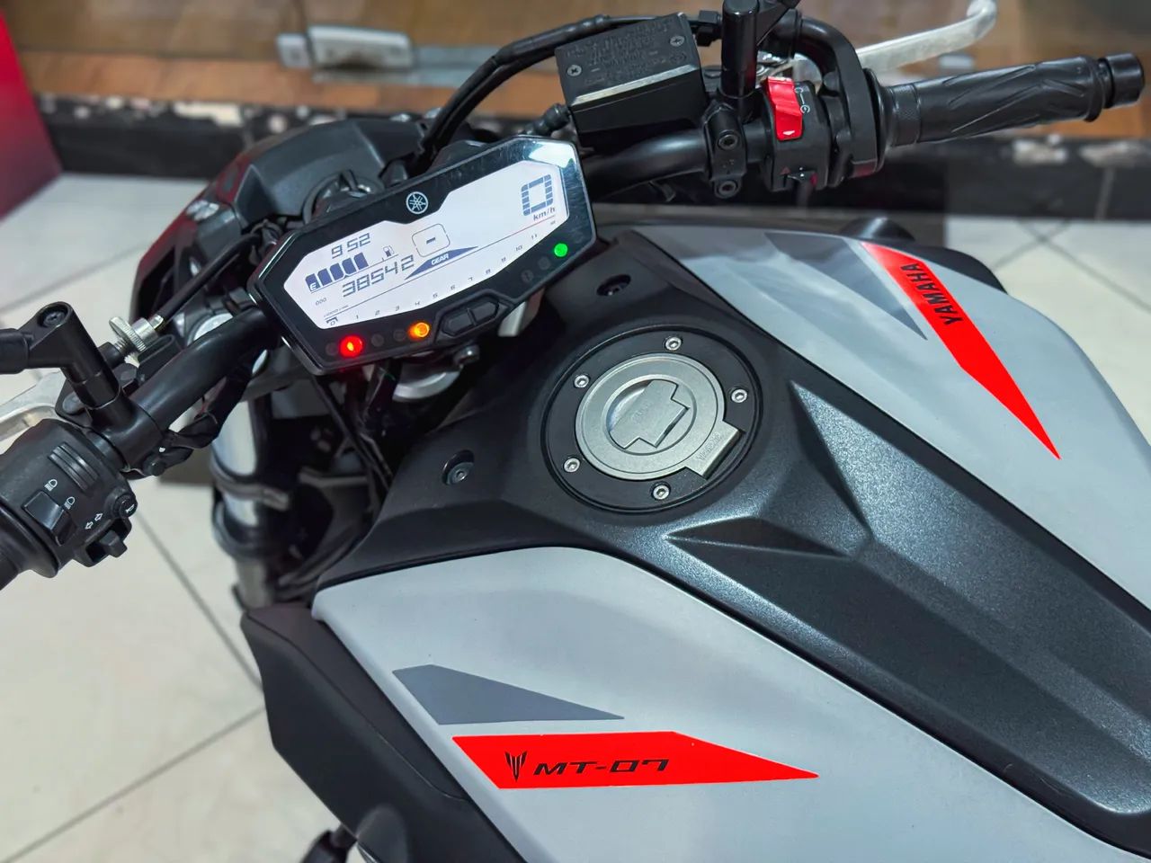 YAMAHA MT-07 ABS 2020 - CONFIGURAÇÃO EXCLUSIVA - Foto 12