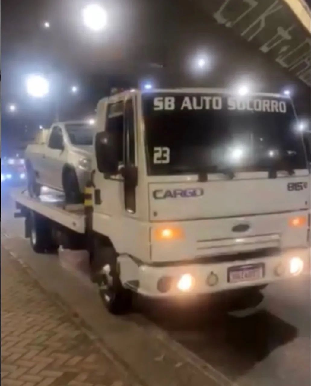Estamos contratando motorista ( C) ou (D) - Foto 2
