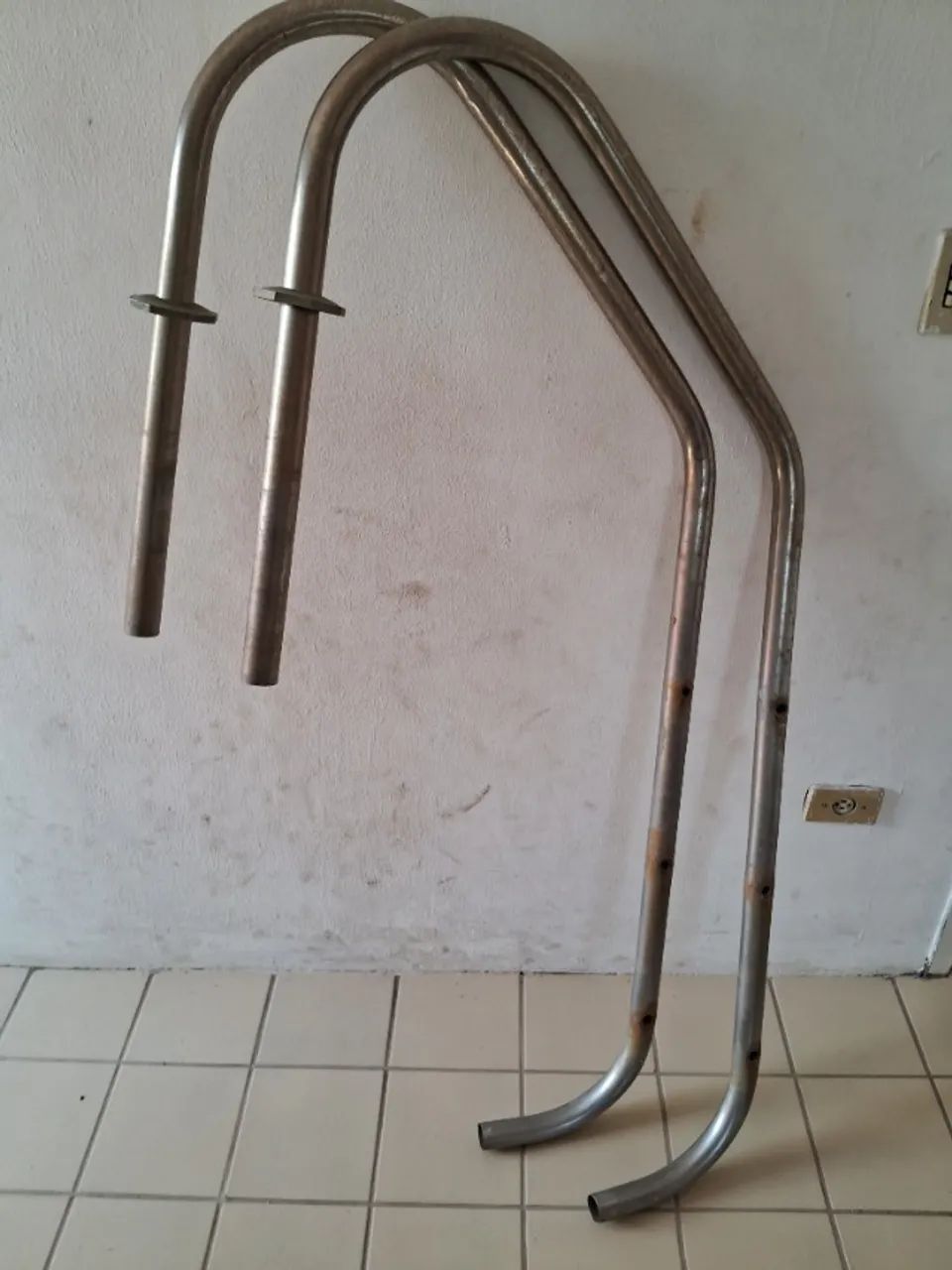 Escada para piscina - Foto 2