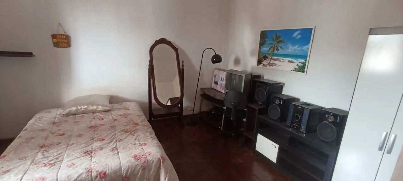 Quarto grande com banheiro no Coração Eucarístico próximo Puc  - Foto 3
