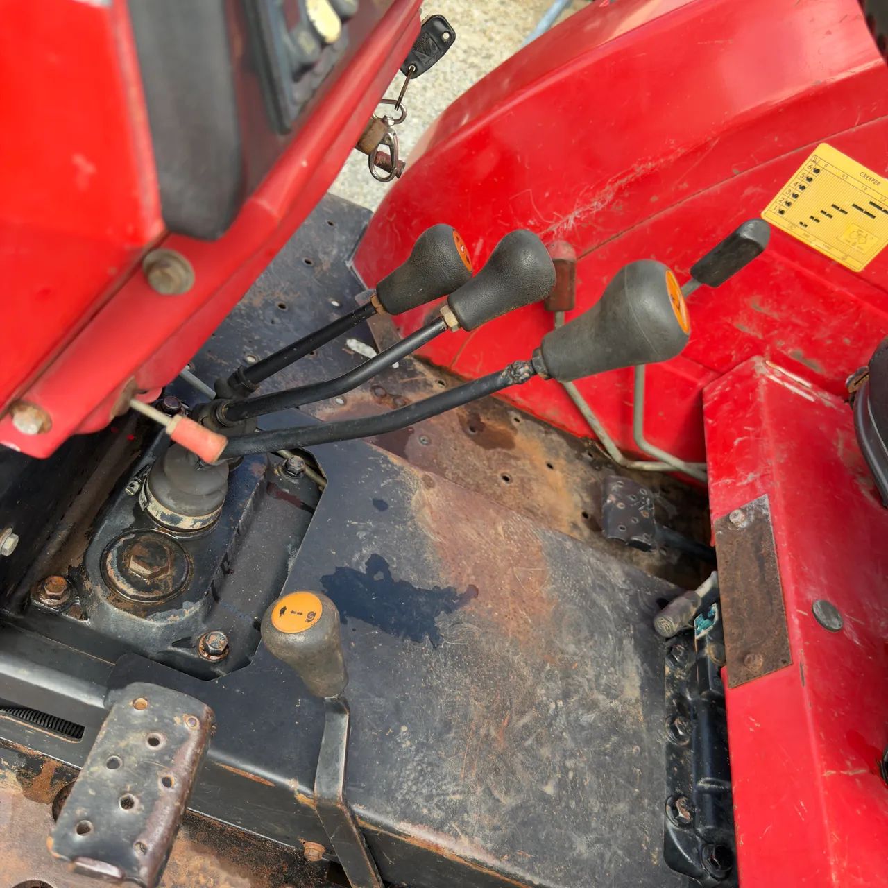 Trator MF 283 4x4 ano 2008 - Foto 6